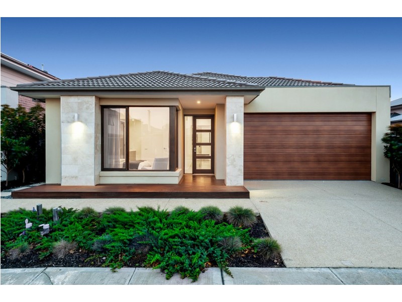 13 Montreal Circuit, Craigieburn VIC 3064