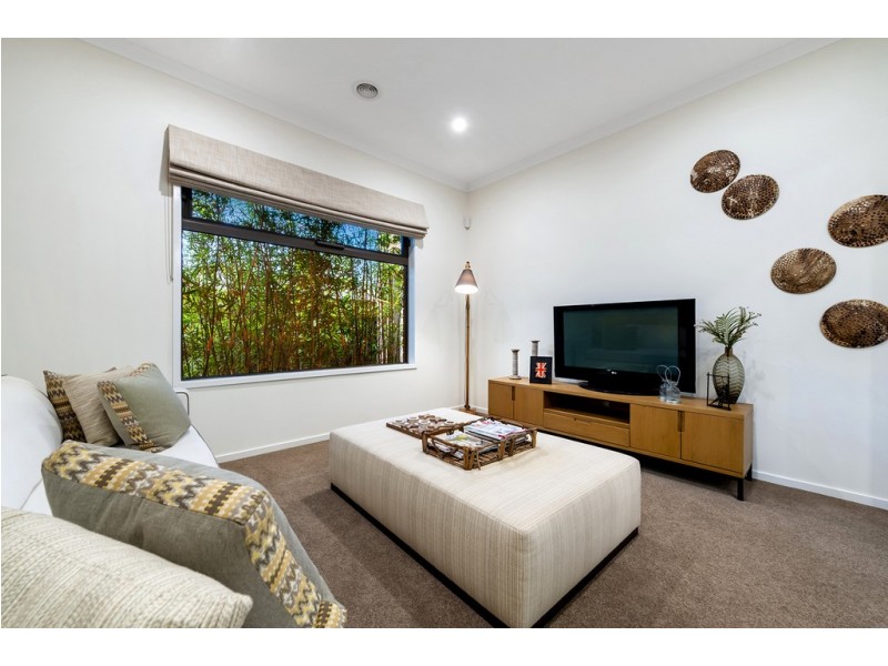 13 Montreal Circuit, Craigieburn VIC 3064