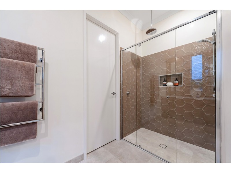 13 Montreal Circuit, Craigieburn VIC 3064