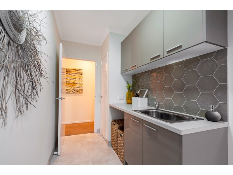 13 Montreal Circuit, Craigieburn VIC 3064