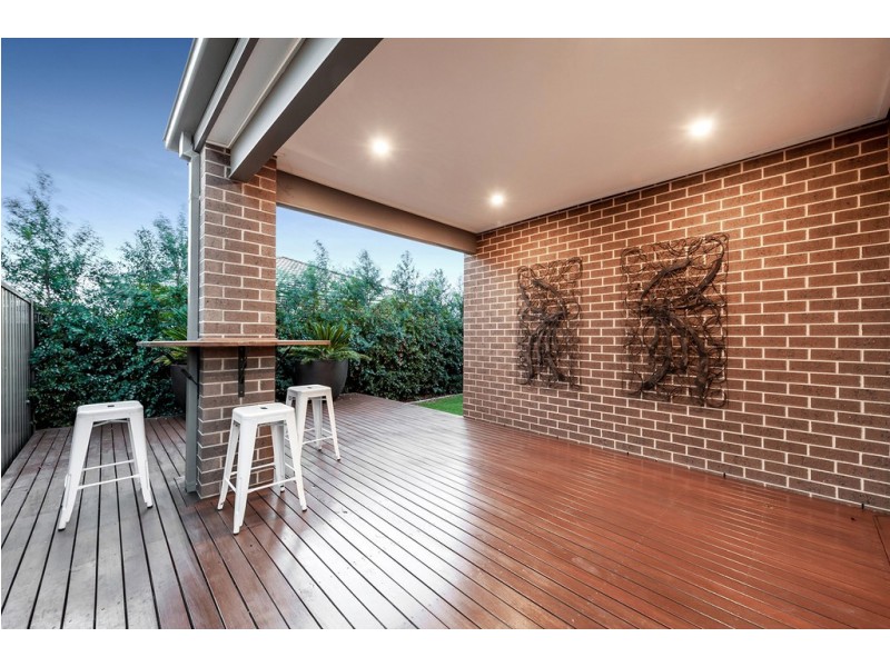 13 Montreal Circuit, Craigieburn VIC 3064