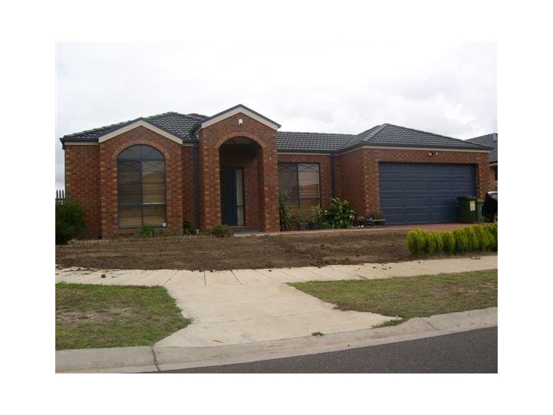 1 Bay Meadow Green, Craigieburn VIC 3064