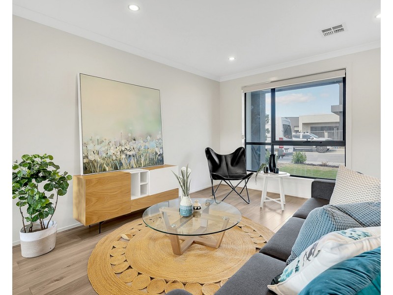 20 Fouz Street, Roxburgh Park VIC 3064