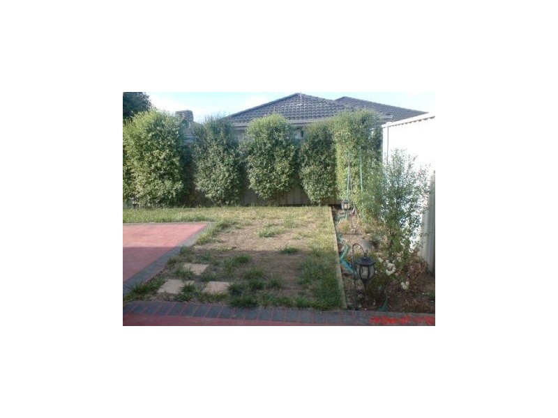 24 Willmott Drive, Craigieburn VIC 3064