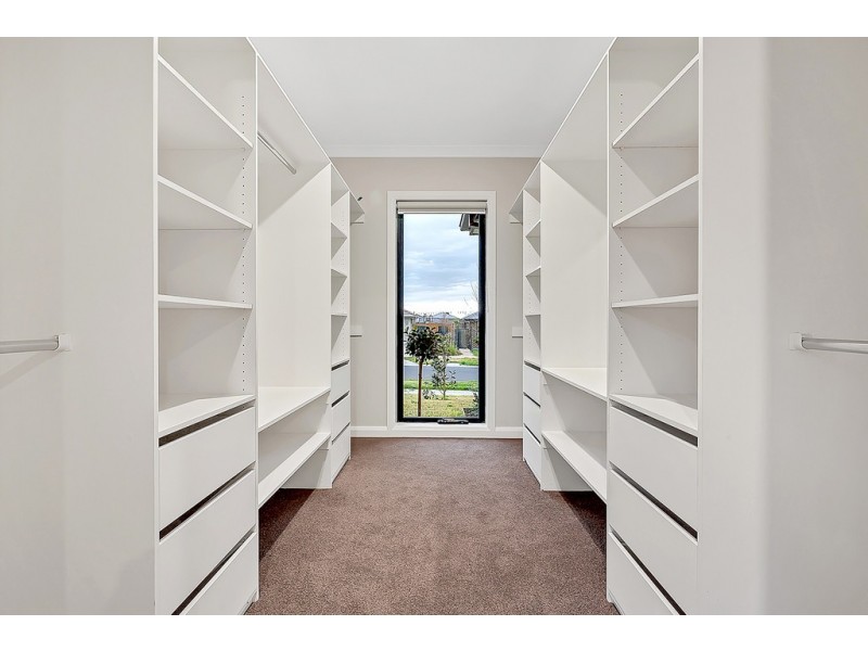 22 Zenith Road, Beveridge VIC 3753