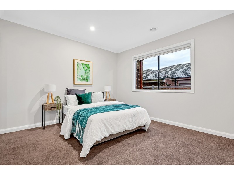 22 Zenith Road, Beveridge VIC 3753