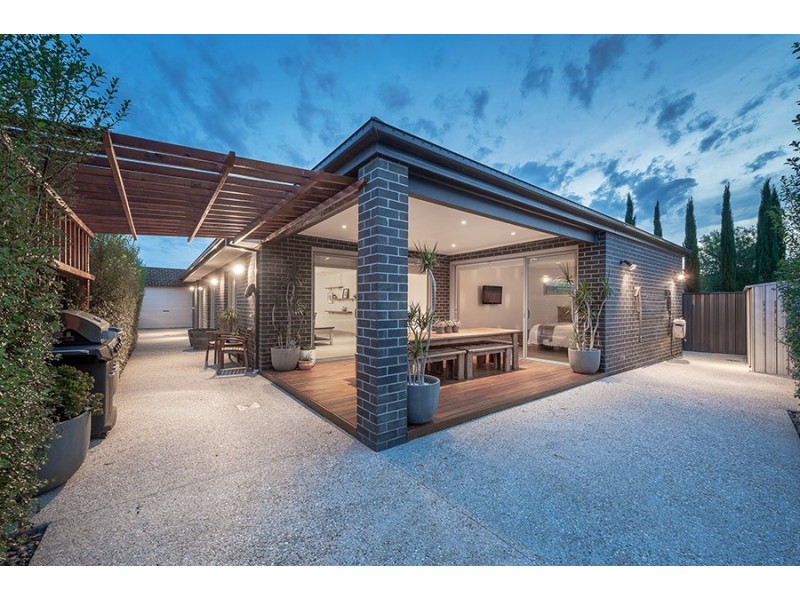 9 Grove Road, Craigieburn VIC 3064