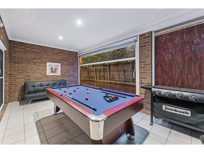 16 Scarborough Terrace, Craigieburn VIC 3064