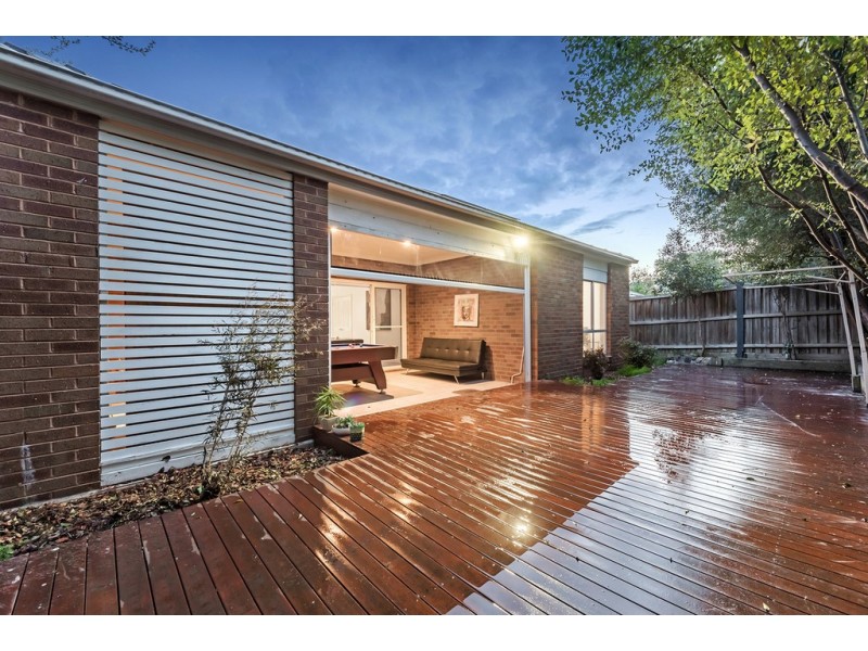 16 Scarborough Terrace, Craigieburn VIC 3064