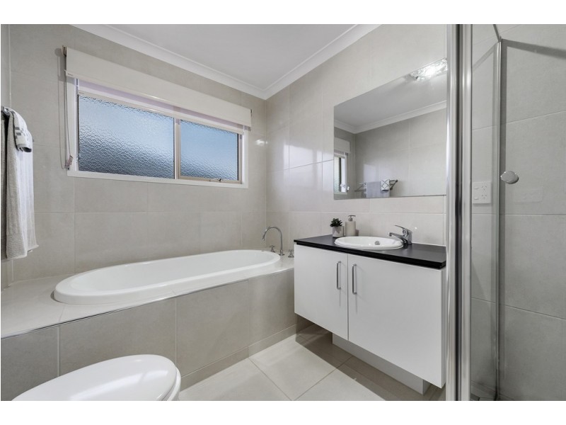 20 Saint Road, Craigieburn VIC 3064