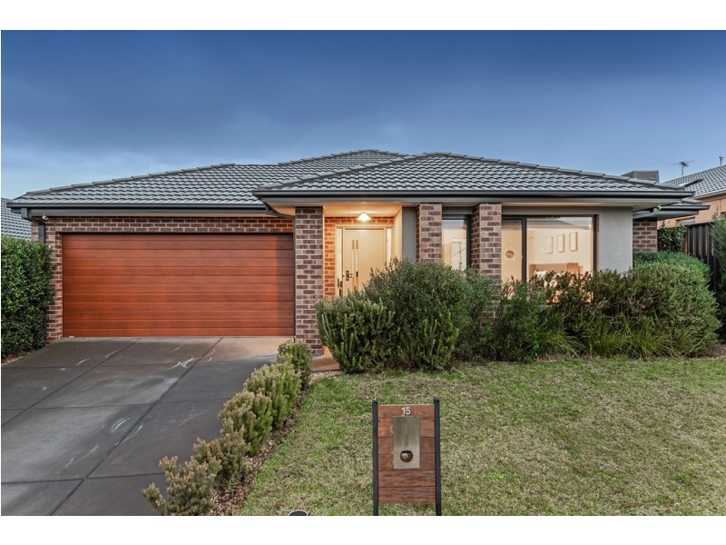 15 Calibre Avenue, Craigieburn VIC 3064
