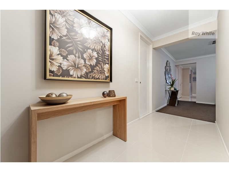 10 Admiration Drive, Craigieburn VIC 3064