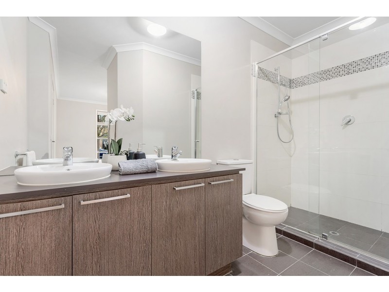 26 Powell Street, Craigieburn VIC 3064