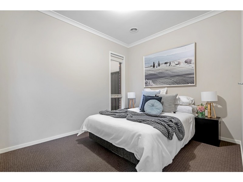 26 Powell Street, Craigieburn VIC 3064