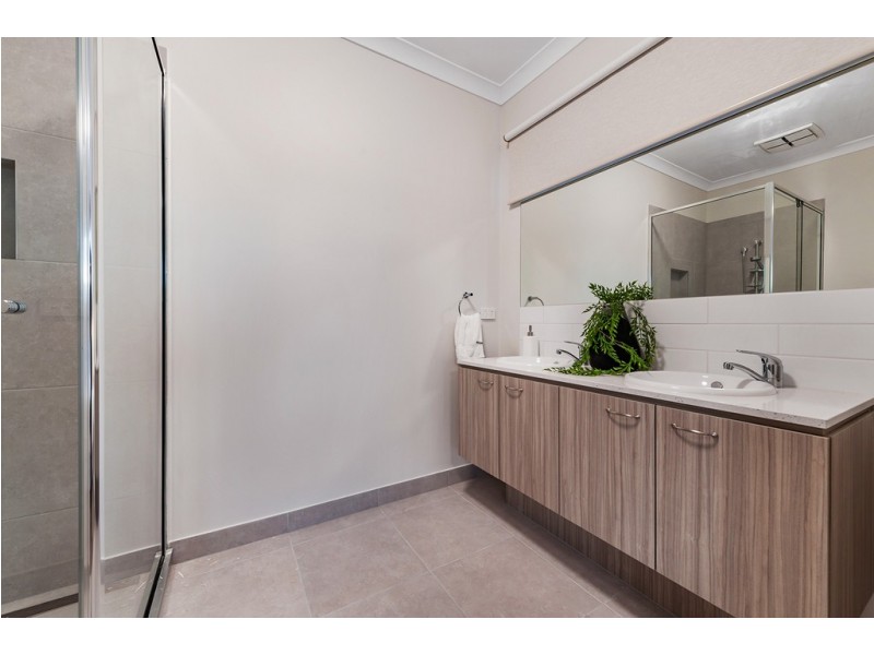 20 Tarrion Rise, Craigieburn VIC 3064