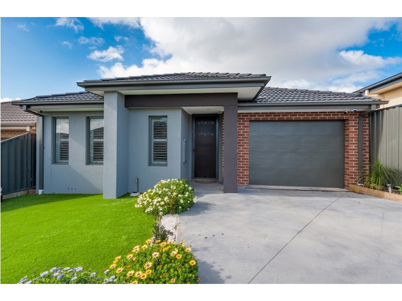 38 Natural Drive, Craigieburn VIC 3064
