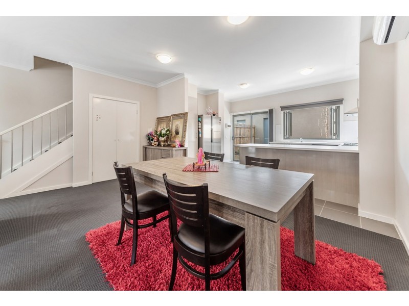 54/20 Hyde Park Avenue, Craigieburn VIC 3064