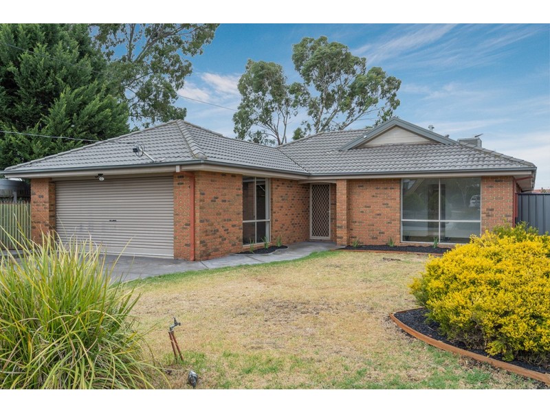 5 Yeovil Court, Craigieburn VIC 3064