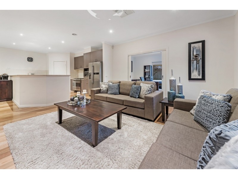 204 Central Park Avenue, Craigieburn VIC 3064