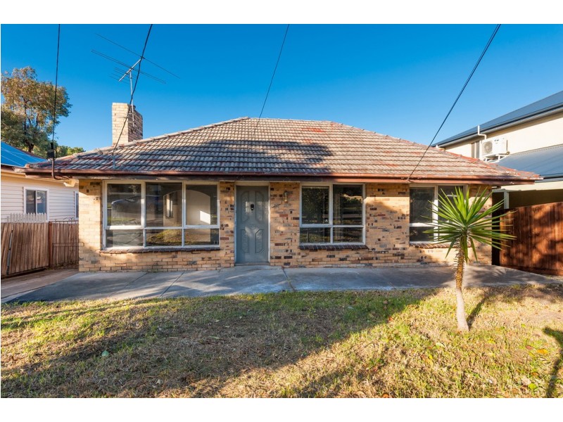 14 Highridge Crescent, Airport West VIC 3042