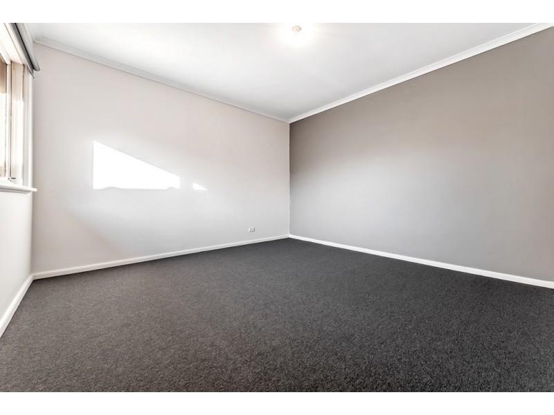 14 Highridge Crescent, Airport West VIC 3042