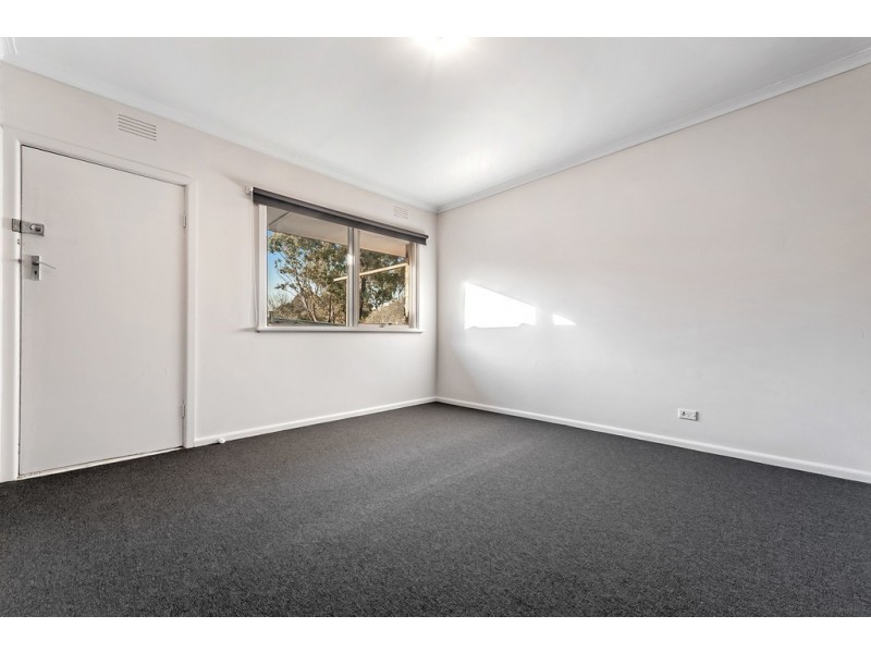 14 Highridge Crescent, Airport West VIC 3042