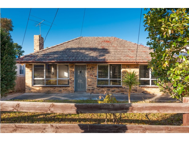 14 Highridge Crescent, Airport West VIC 3042