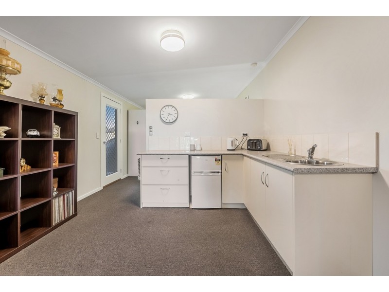 11 Esther Court, Fawkner VIC 3060