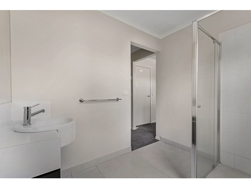 27 Cable Circuit, Craigieburn VIC 3064