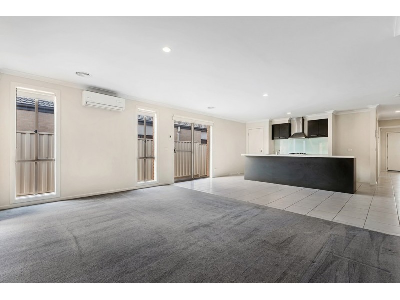 27 Cable Circuit, Craigieburn VIC 3064