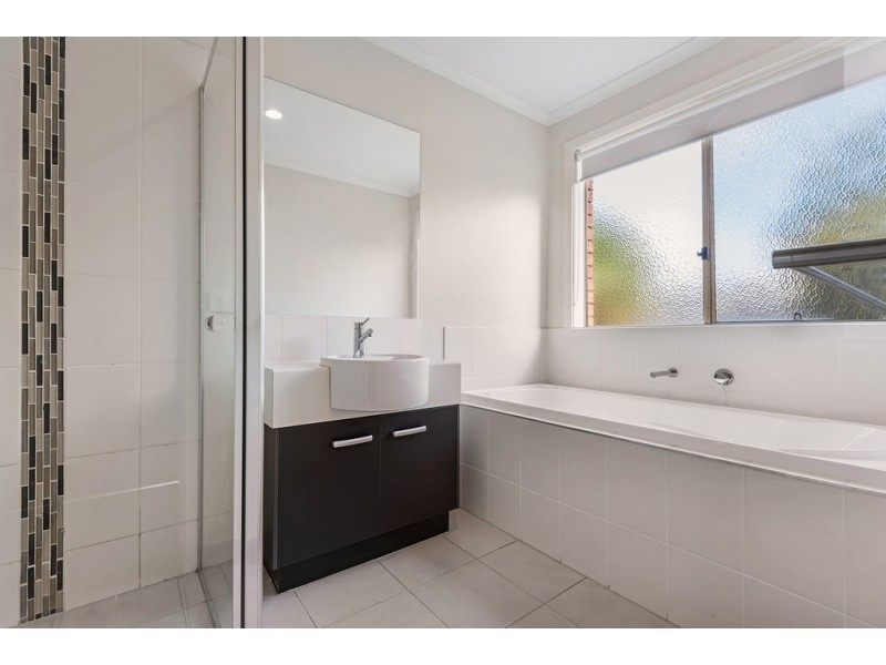 27 Cable Circuit, Craigieburn VIC 3064