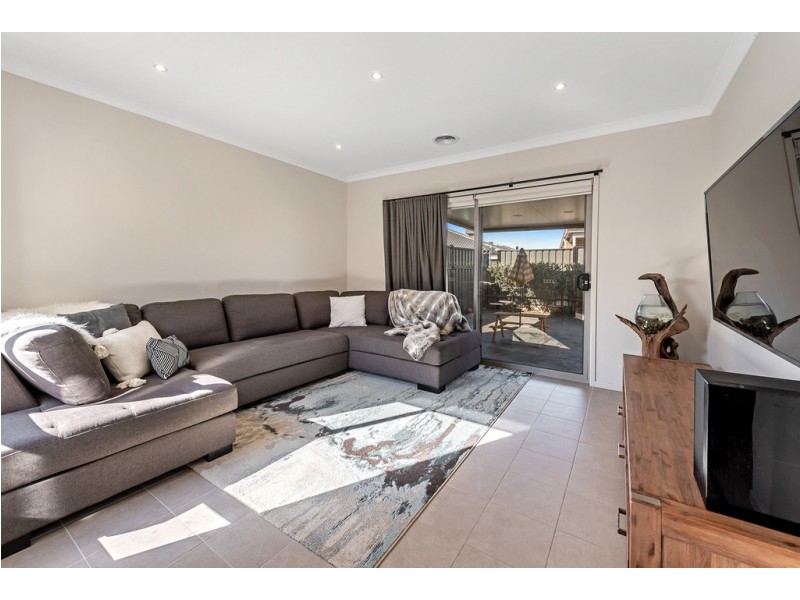 3 Brio Drive, Craigieburn VIC 3064