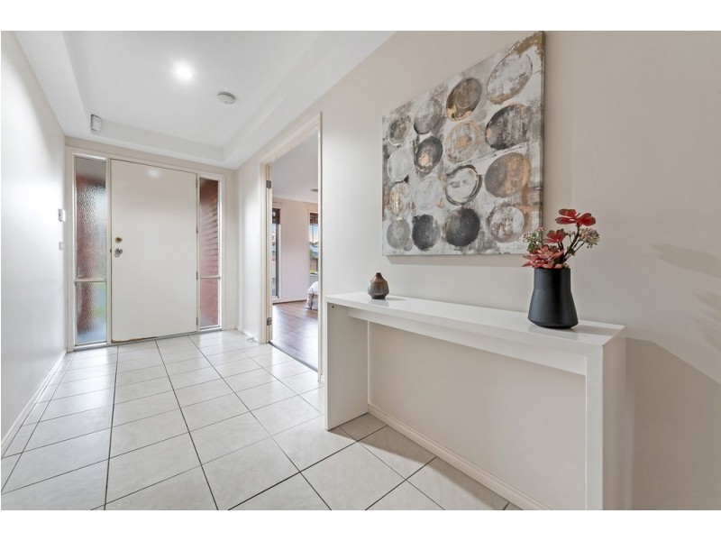 9 Creighton Way, Craigieburn VIC 3064