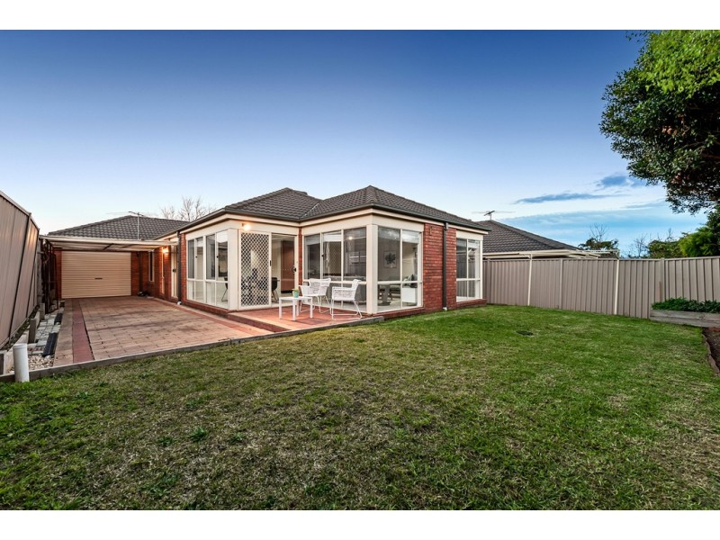 9 Creighton Way, Craigieburn VIC 3064