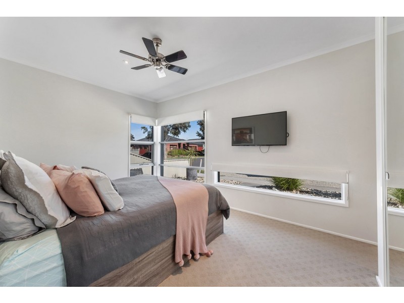 7 Burrora Way, Craigieburn VIC 3064