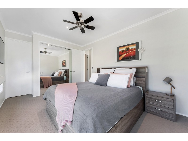 7 Burrora Way, Craigieburn VIC 3064