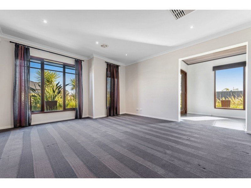 41 Newmarket Parade, Mickleham VIC 3064