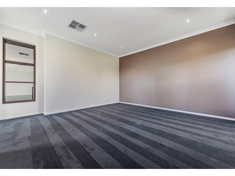 41 Newmarket Parade, Mickleham VIC 3064