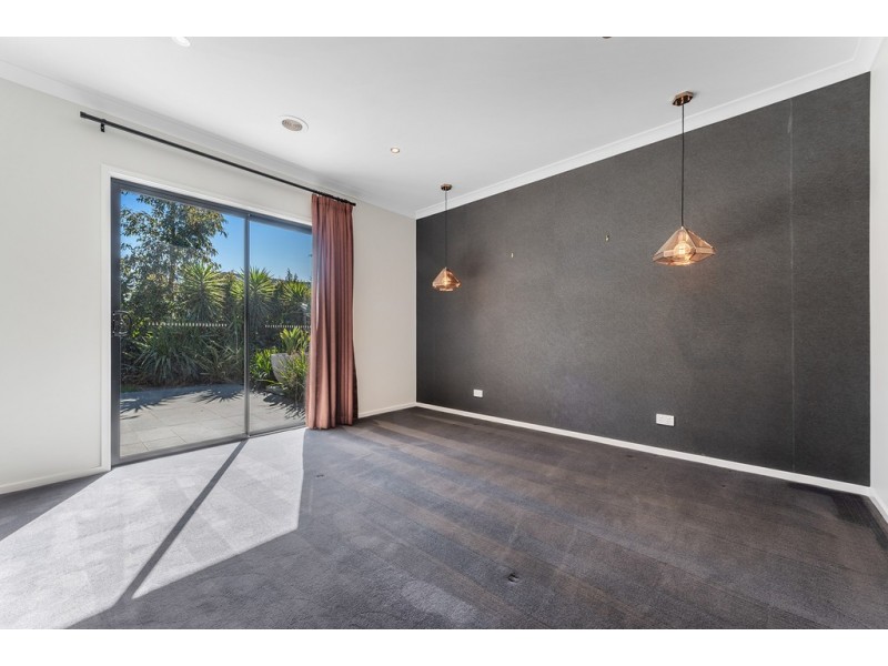 41 Newmarket Parade, Mickleham VIC 3064