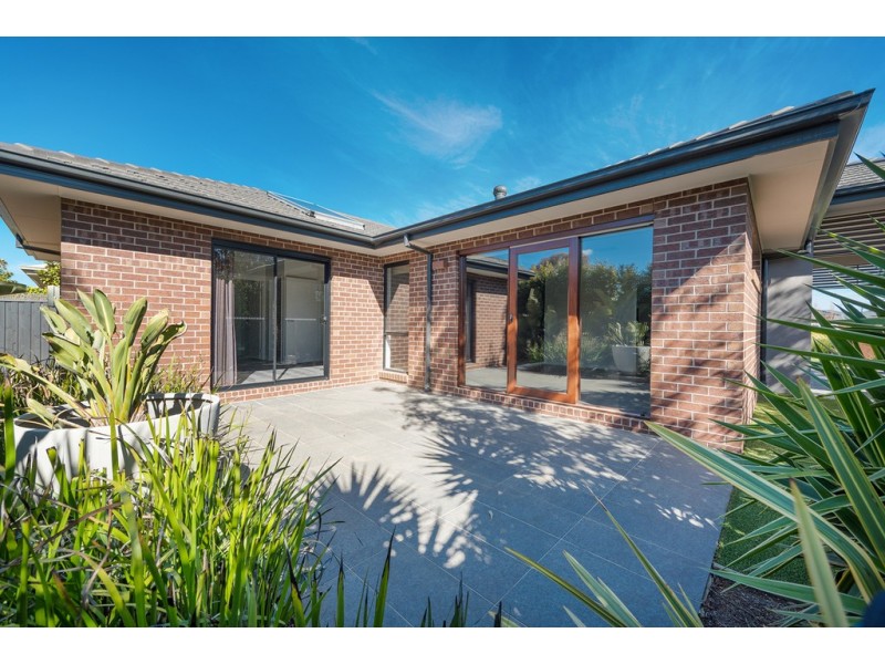 41 Newmarket Parade, Mickleham VIC 3064