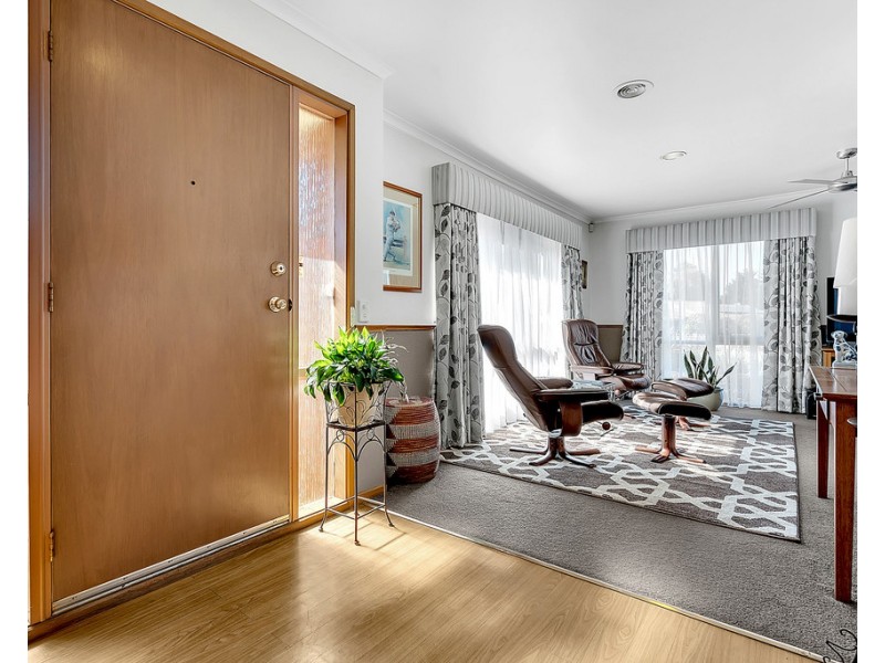 6 Finden Court, Craigieburn VIC 3064