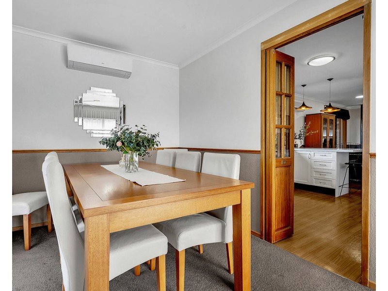 6 Finden Court, Craigieburn VIC 3064