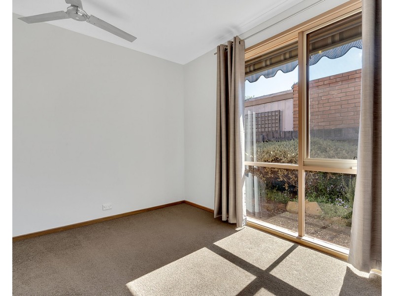 6 Finden Court, Craigieburn VIC 3064