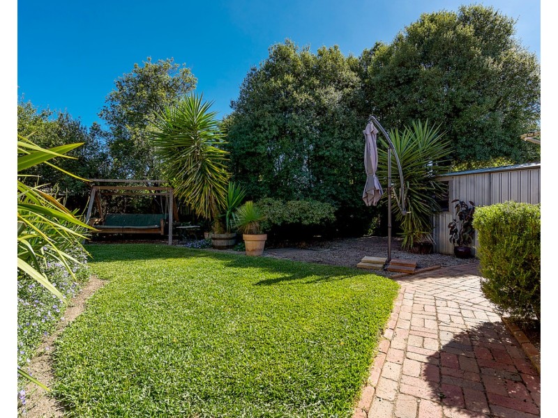 6 Finden Court, Craigieburn VIC 3064