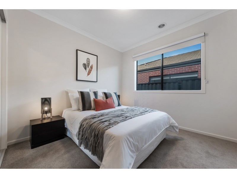 11 Bellinger Circuit, Craigieburn VIC 3064