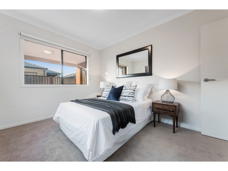 11 Bellinger Circuit, Craigieburn VIC 3064