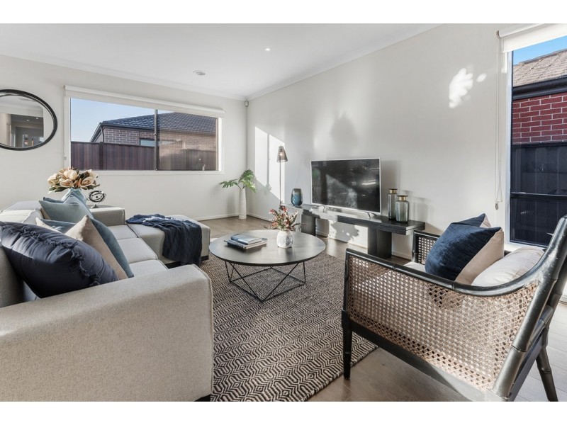 11 Bellinger Circuit, Craigieburn VIC 3064