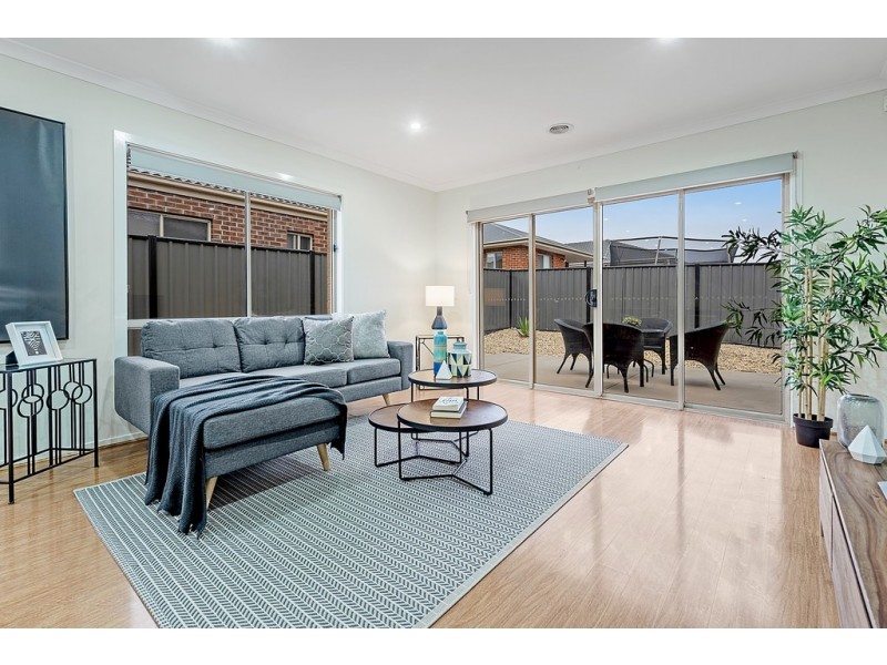 68 Huntington Drive, Craigieburn VIC 3064