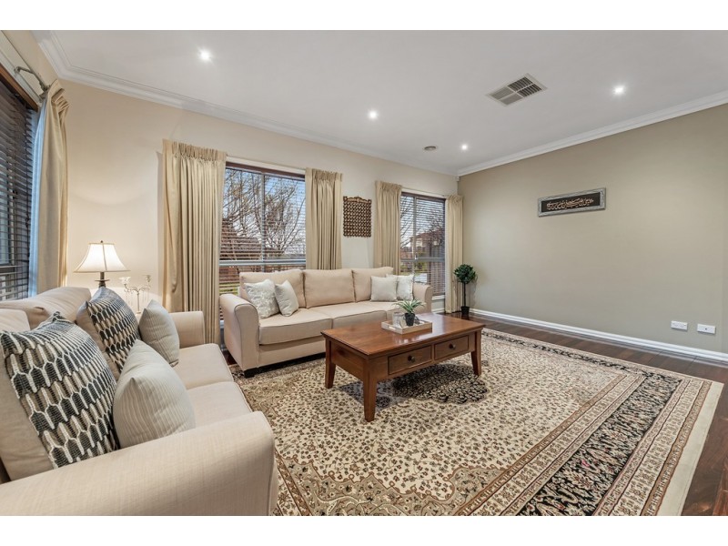 1 Hibernia Place, Craigieburn VIC 3064
