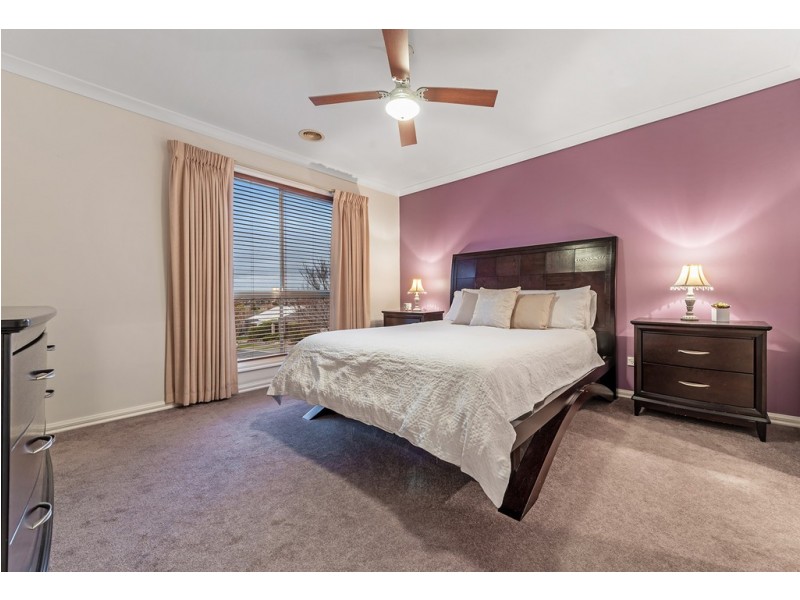 1 Hibernia Place, Craigieburn VIC 3064